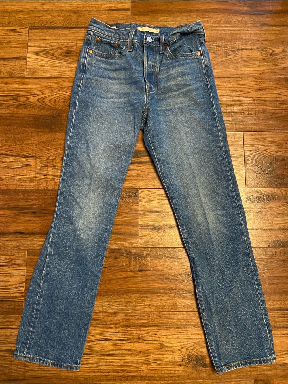 Levi's Premium Wedgie Straight Jeans Women's 26 mid Rise Blue Denim Button Fly